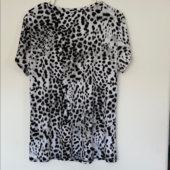 Top - Picture 2 of 5